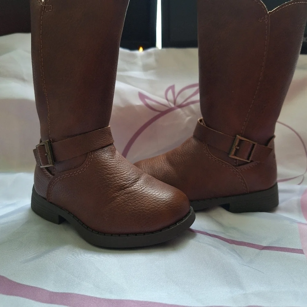 OshKosh Bgosh girls boots